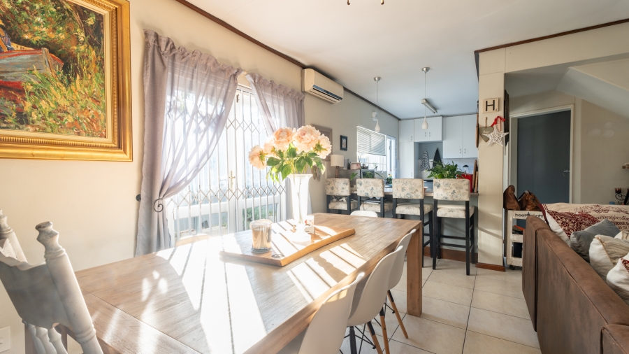 To Let 3 Bedroom Property for Rent in Paarl Central East Western Cape
